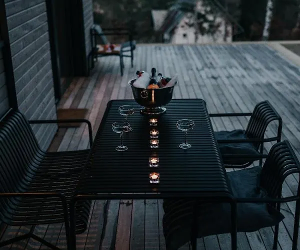 Janina's Dragonfly House